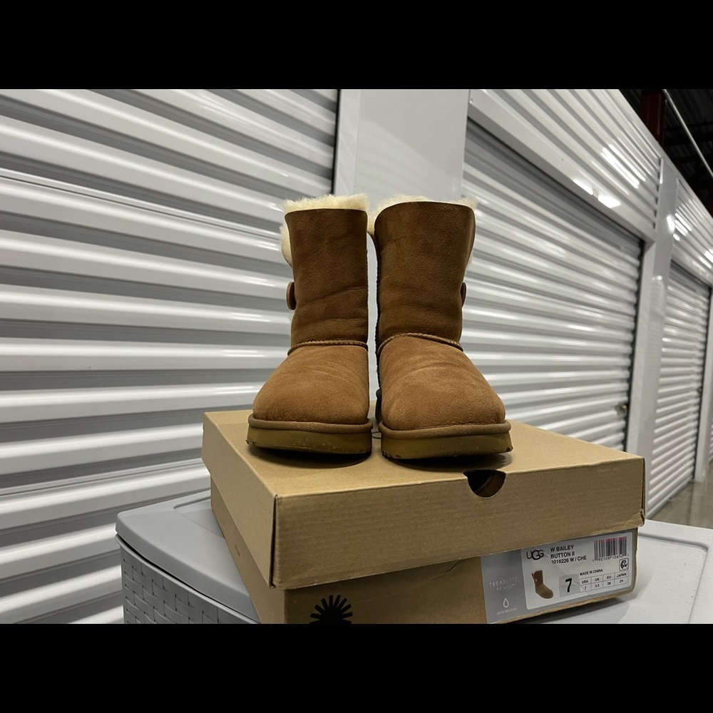 Ugg - Bailey Button Boot - image 4